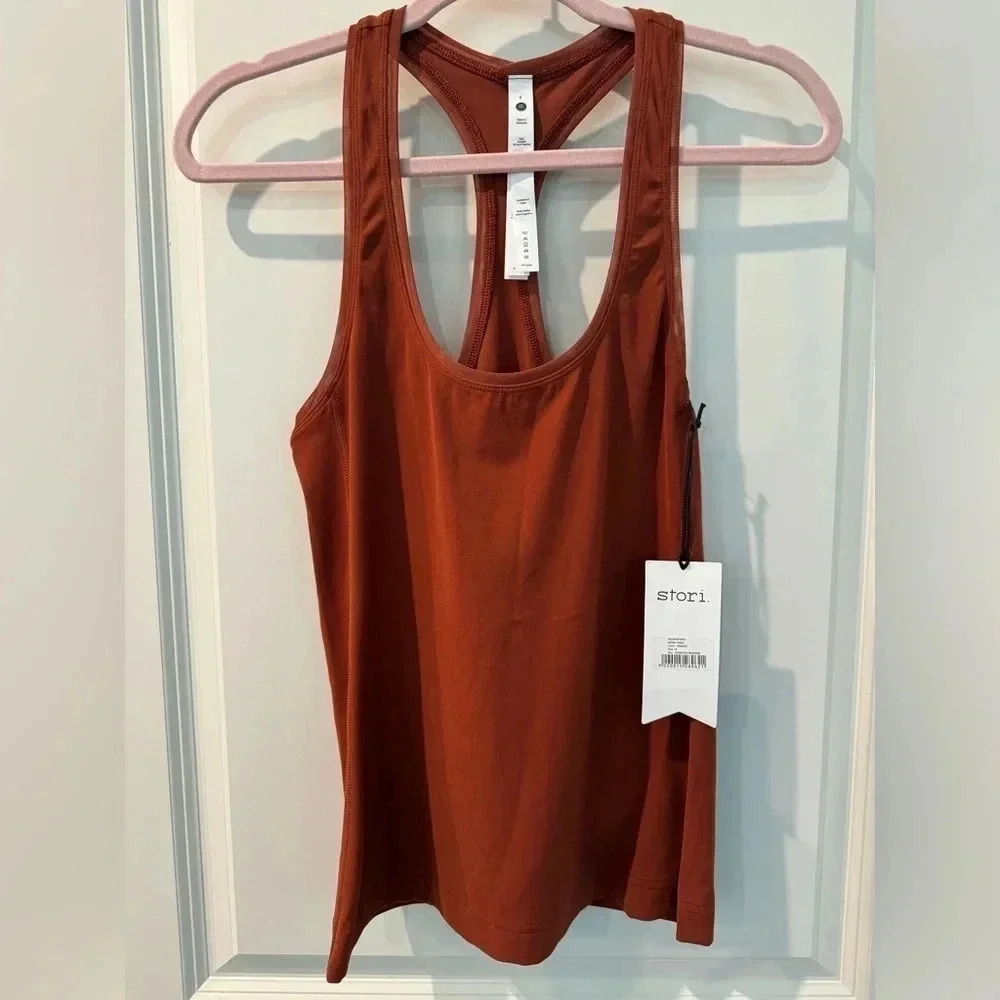 STORI NWT INTRO TANK SIZE 8 IN BRANDY